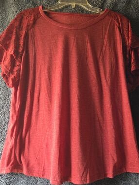 SHEIN Red Short Sleeve Tee with Lace Shoulders